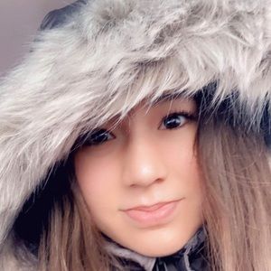 Meet your Posher, Giselle